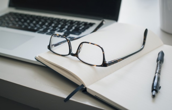Why Write for Redditbooks