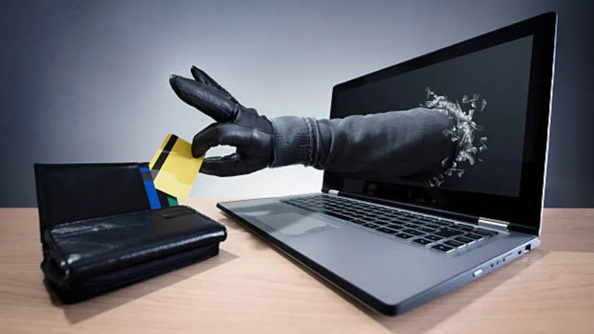 Recommended Methods to Protect Yourself from Identity Theft and Fraud Include_______.